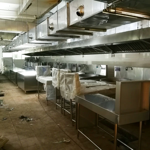 城南雙語(yǔ)學(xué)校食堂工程施工現(xiàn)場(chǎng)