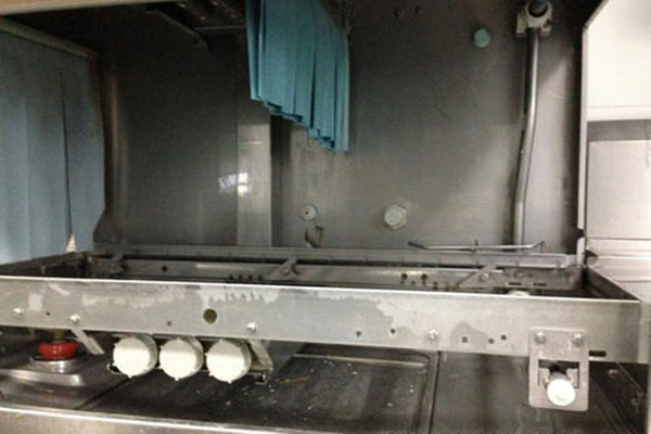 商用洗碗機水垢有什么影響