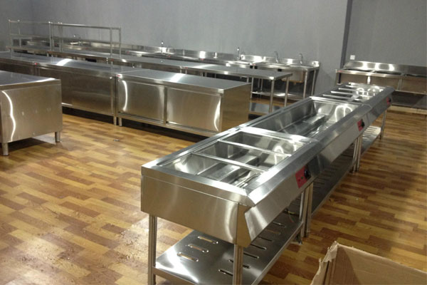 使用不銹鋼餐具要注意哪些事項 使用不銹鋼餐具要注意哪些事項