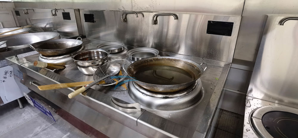 科視光學(xué)食堂廚房雙頭雙尾小炒爐