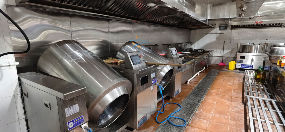 虎門捷勝小學食堂廚房烹飪區大型炒菜機
