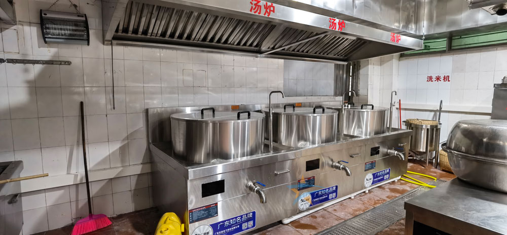 虎門捷勝小學食堂廚房烹飪區一體式煲湯爐